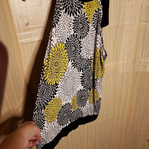 A.N.A Womens Petite Black Yellow Floral Stretchy Halter Top Tye XLP - Picture 3 of 6